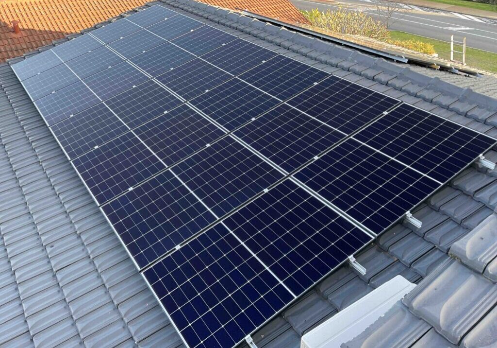 solar battery in Carine