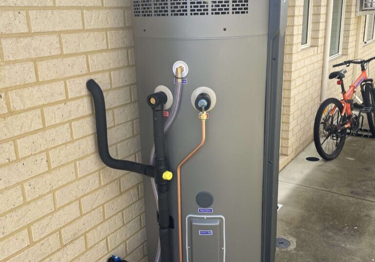 Apricus heat pump in baldivis